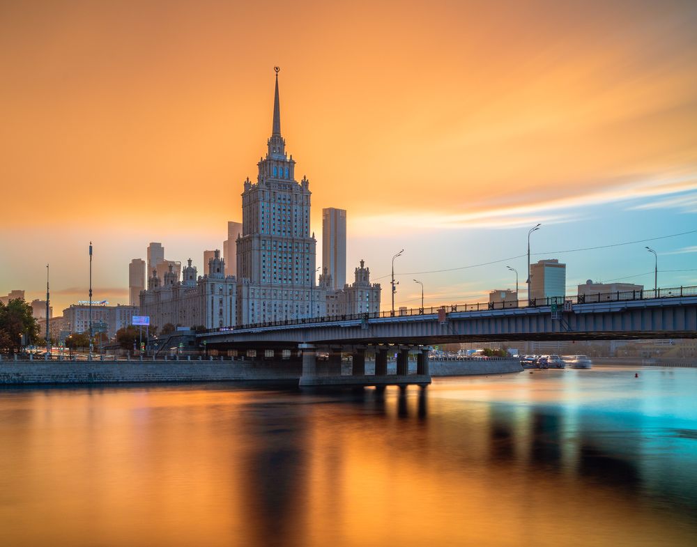 Между небом и водой