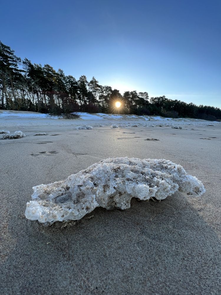 Восход на берегу