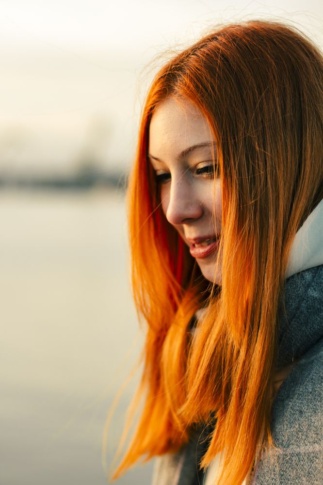 Красиво рыжая