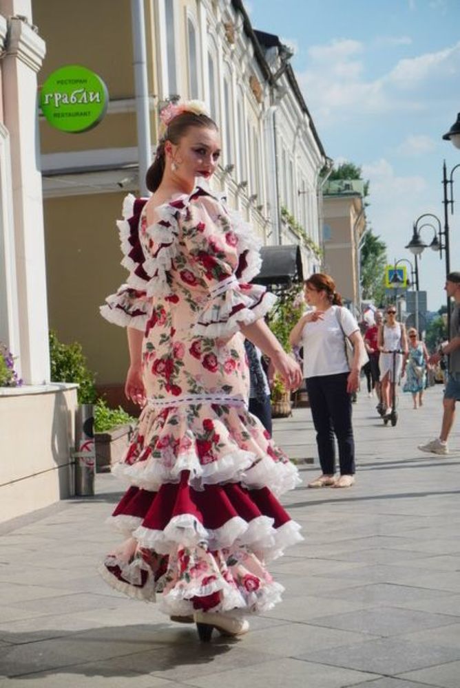 Танцовщики среди нас (фламенко в городе)
