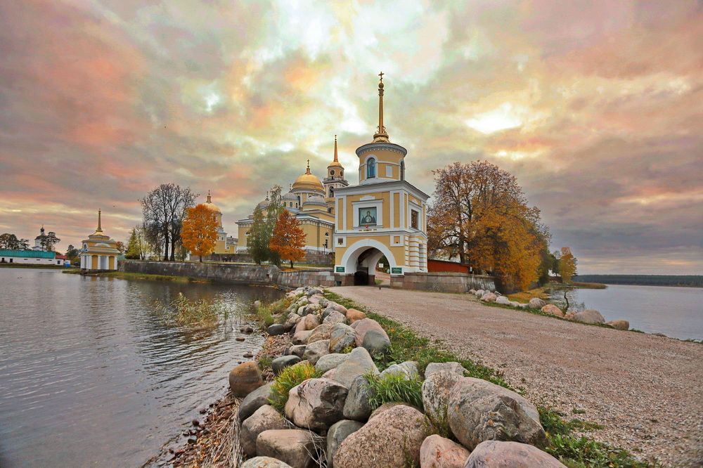 Фотография автора Игорь Мезенцев