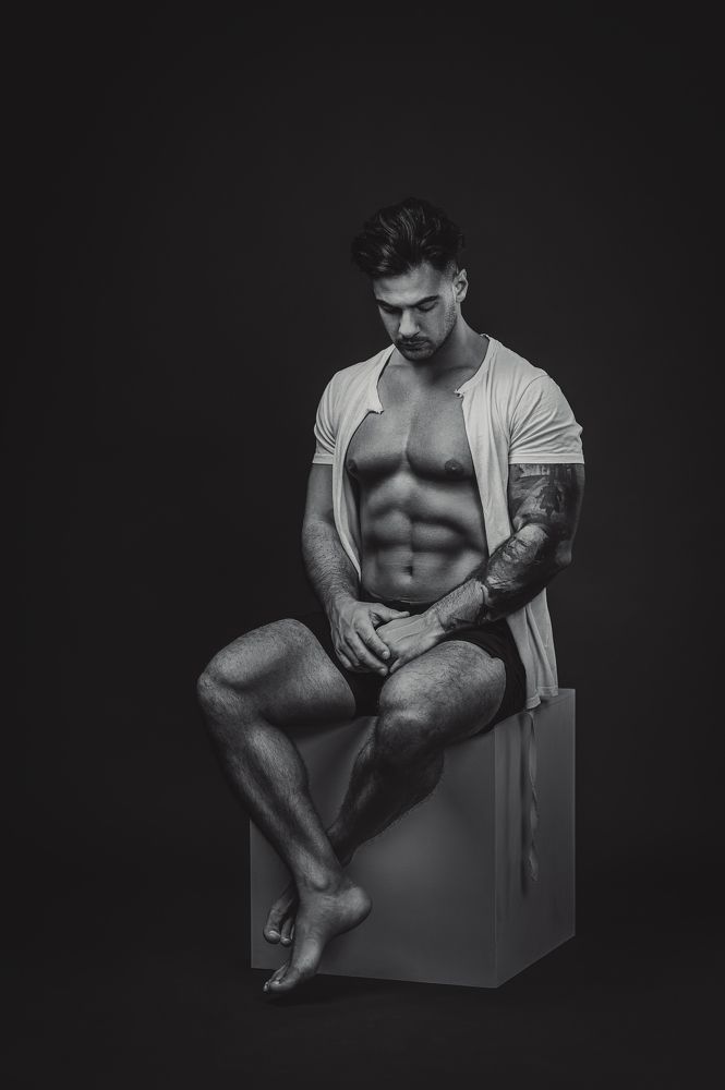 Photograph by Ionut Jarca