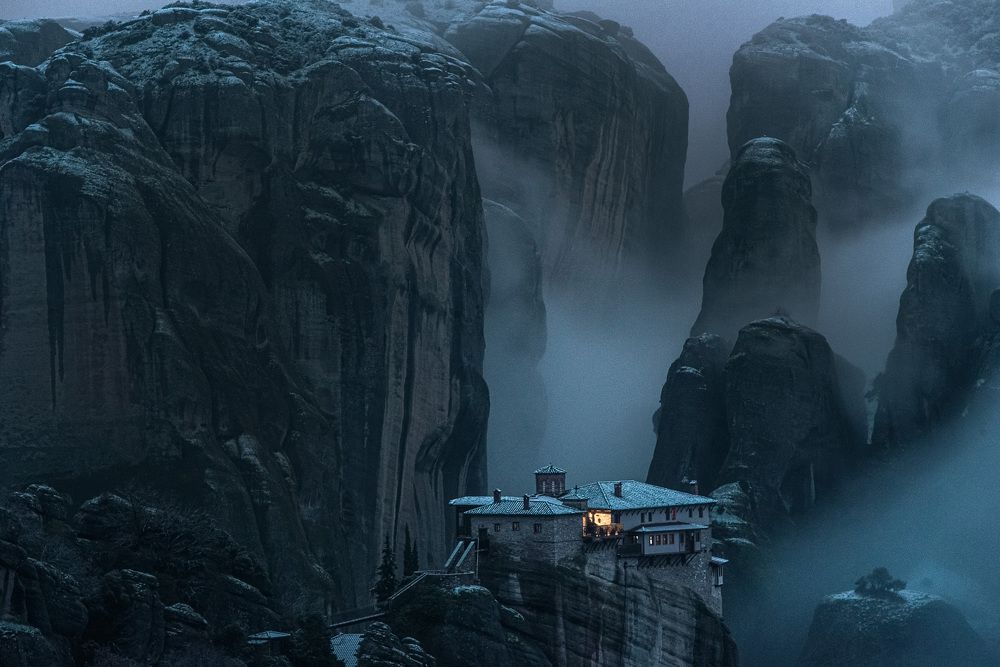 Photograph by Nikos Leonov