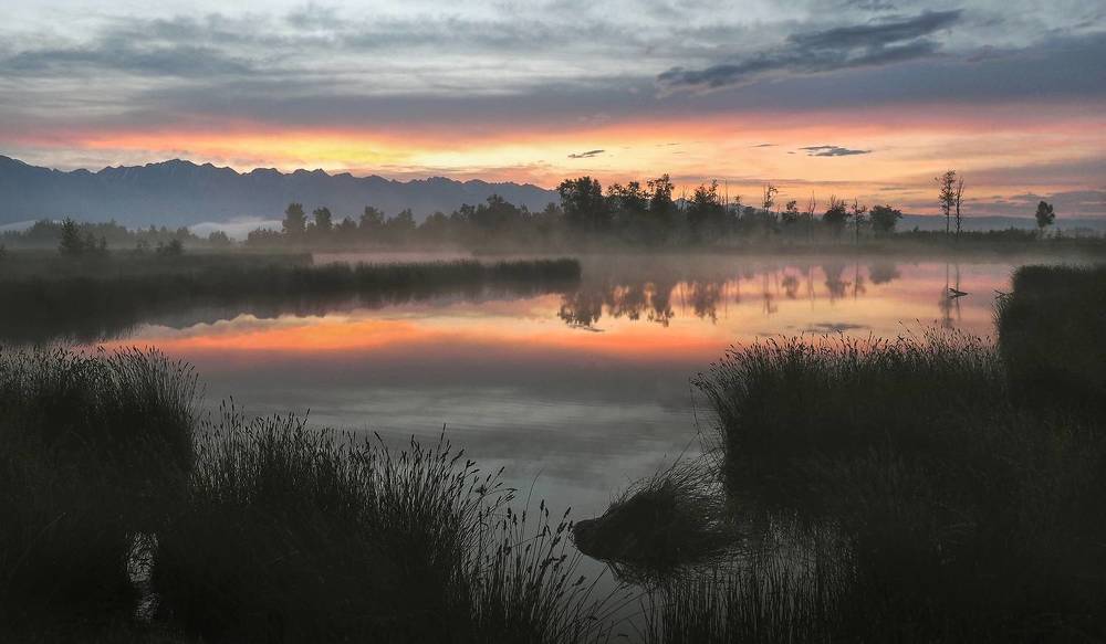 Рассвет на Койморских озёрах в Тунке