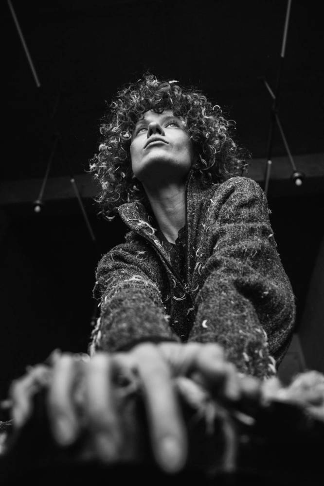 "Помолчи за меня"