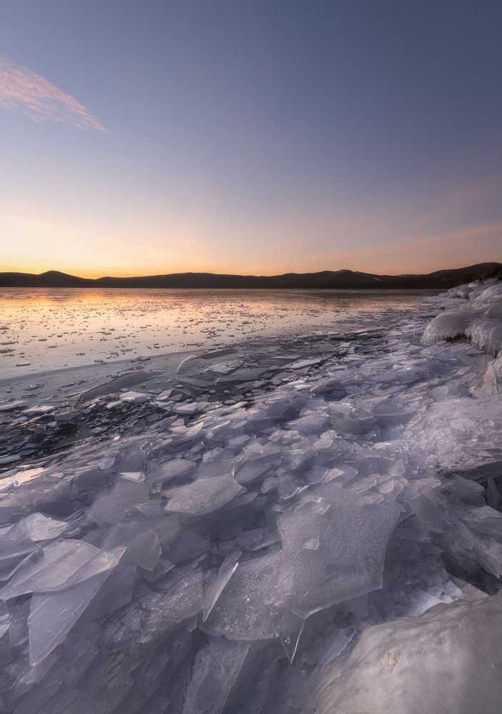 Закат на озере Тургояк