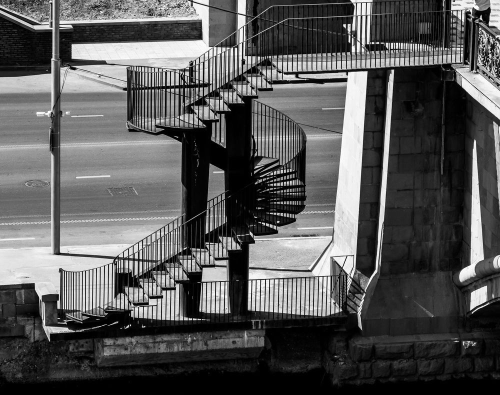 Фотография автора Андрей Симонов