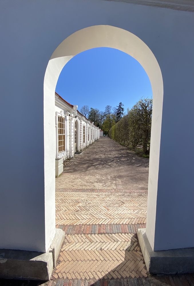 Майский Петергоф