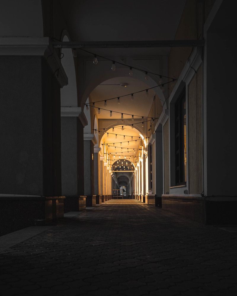 Фотография автора романов олег