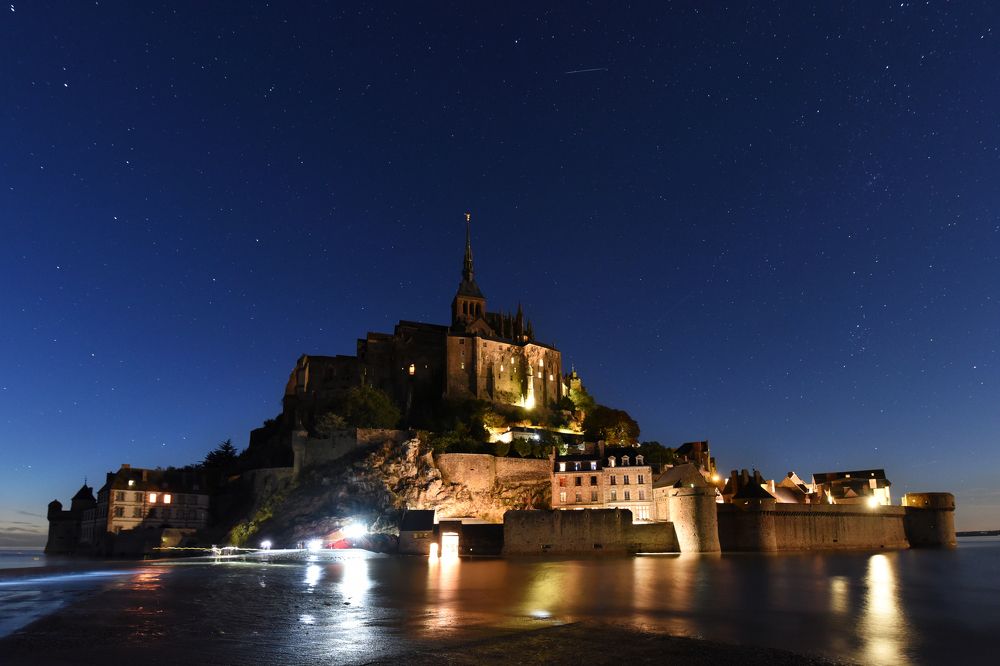 Photograph by SI SABER LOTFI