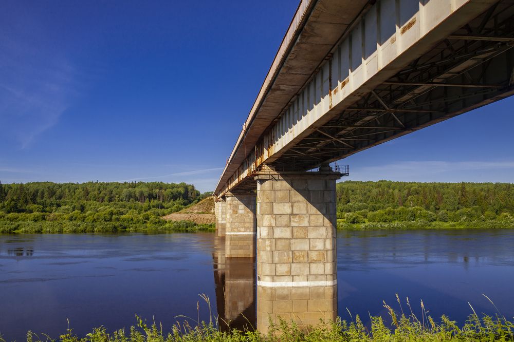Мост через р. Вага