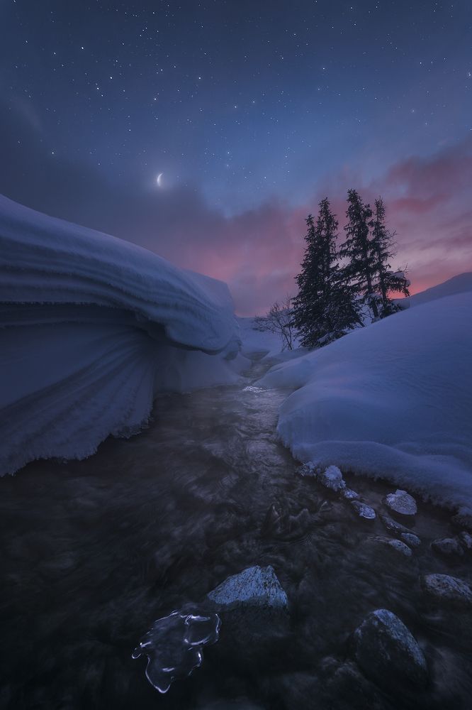 Месяц в долине Малого Вудъявра