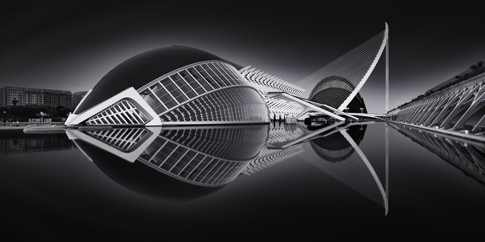 Photograph by Hector Ballester