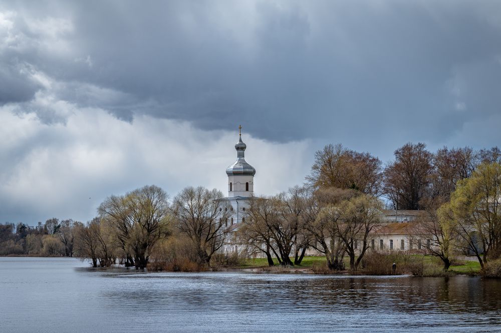 Великий Новгород, Свято-Юрьев монастырь
