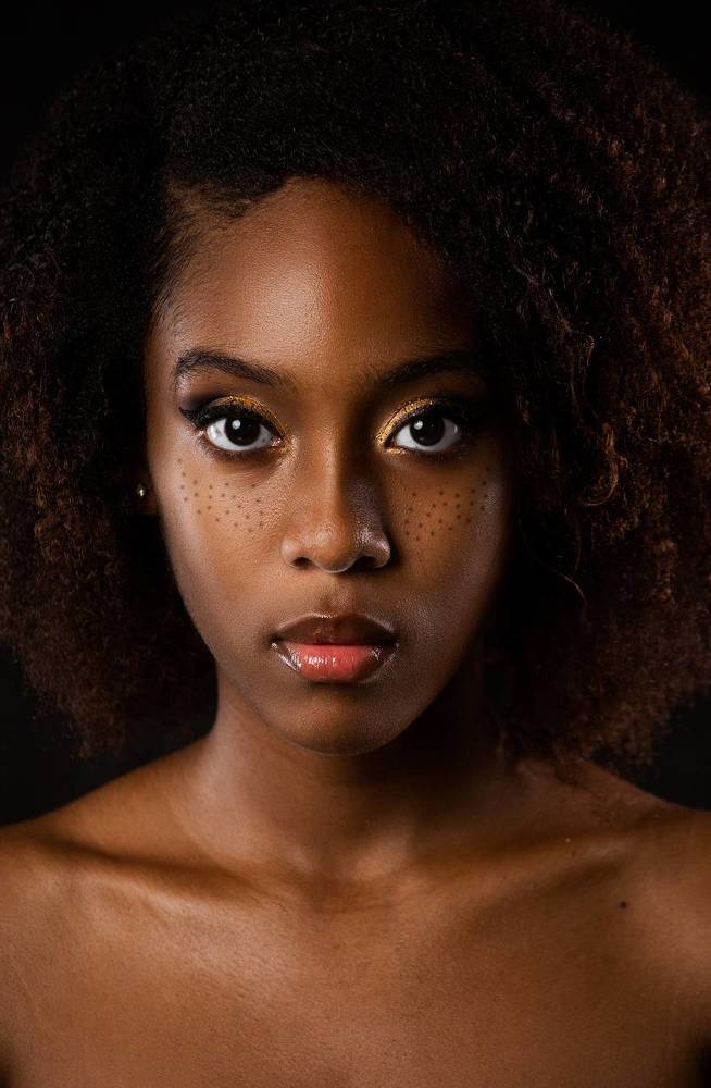 Negra de carapinha dura