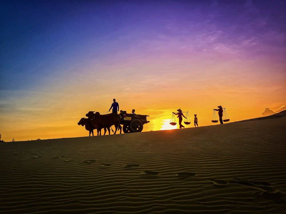 Photograph by Moc Lan