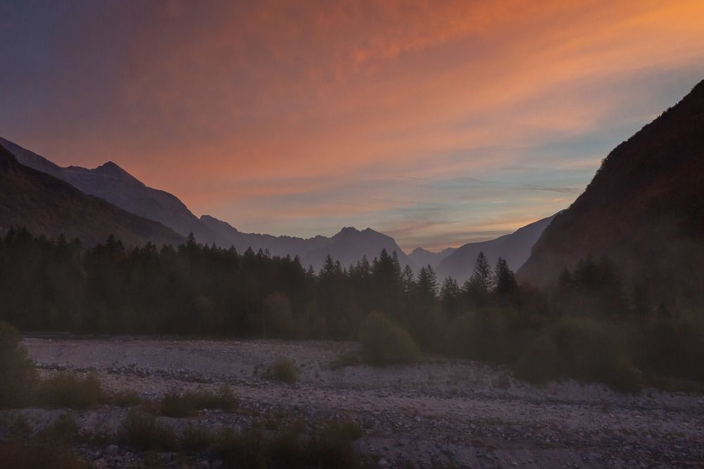 Sunrise to Sunset: The Transformation of the Mountains