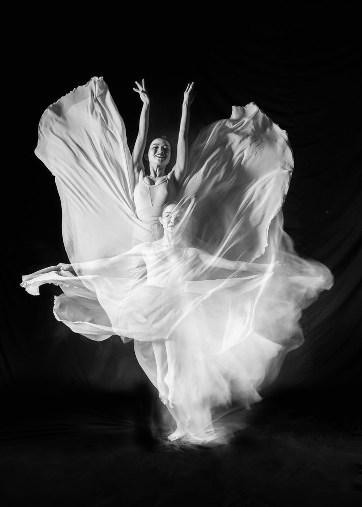 Photograph by Khúc Thụy Du