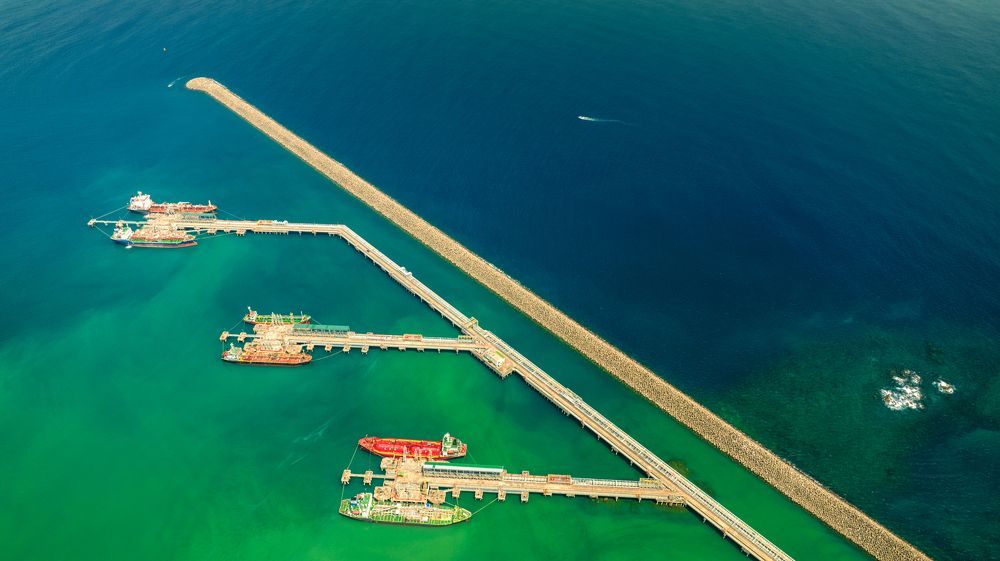 Photograph by Tuấn Nguyễn Tấn