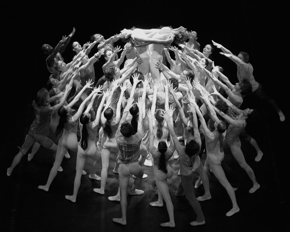 Photograph by Ilia Chkolnik