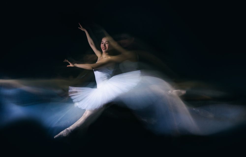 Photograph by Tuấn Nguyễn Tấn