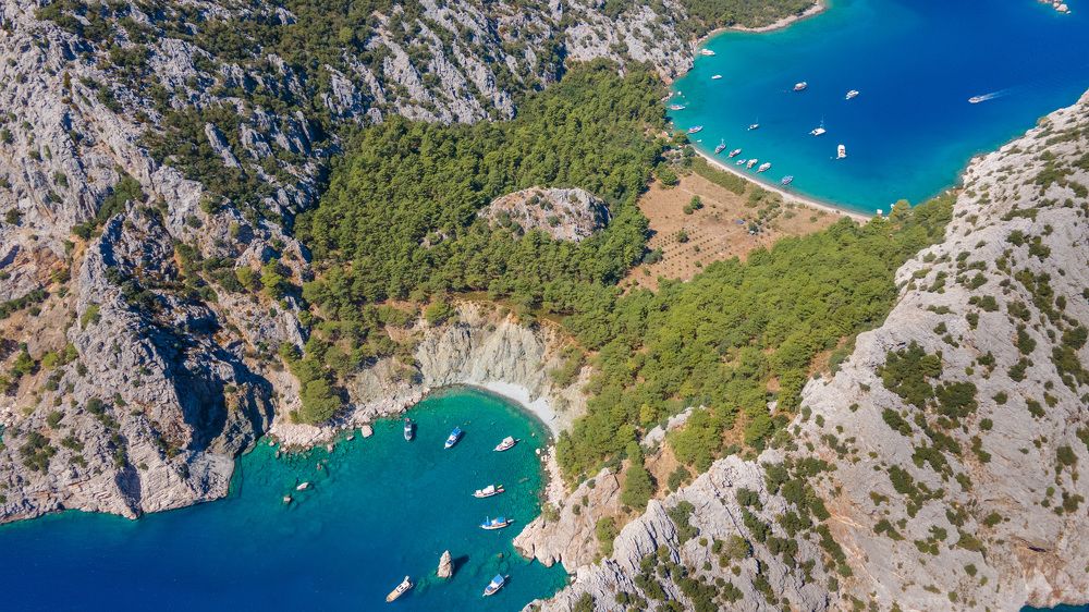 Photograph by Adem Albayrak