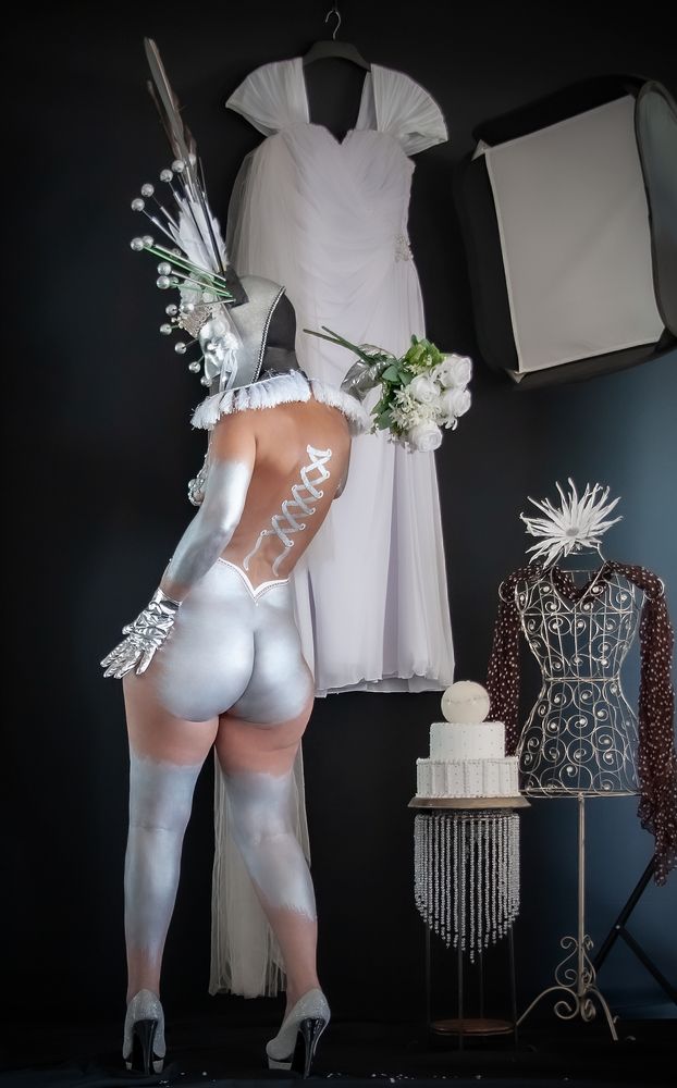 Photograph by Engelbrecht Midge