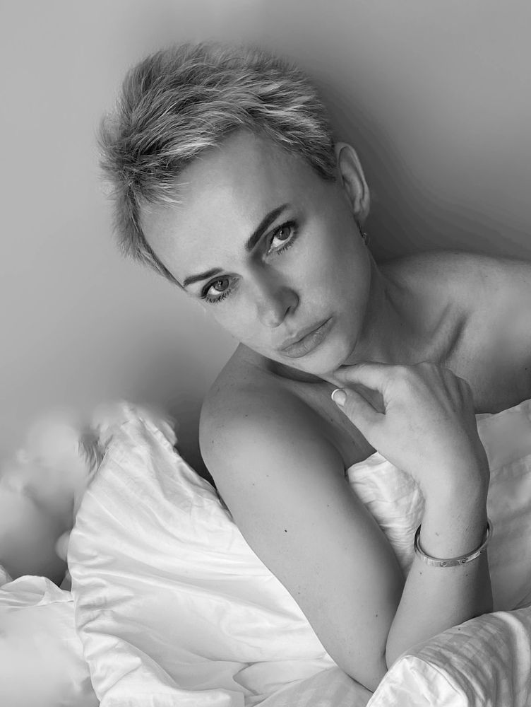 «Женский портрет».