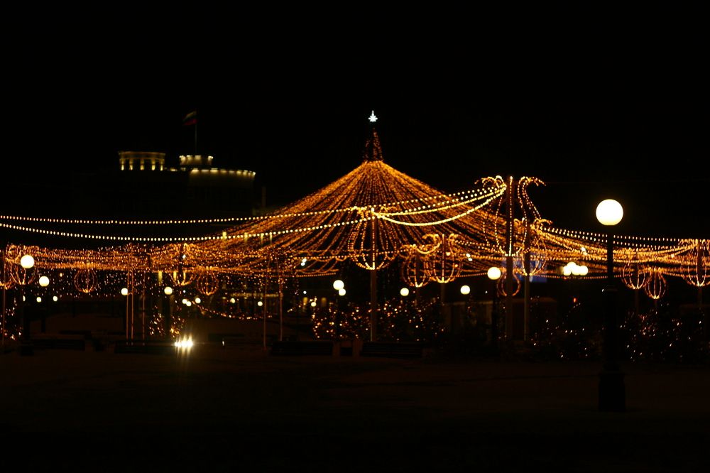 Ночной новогодний горд.