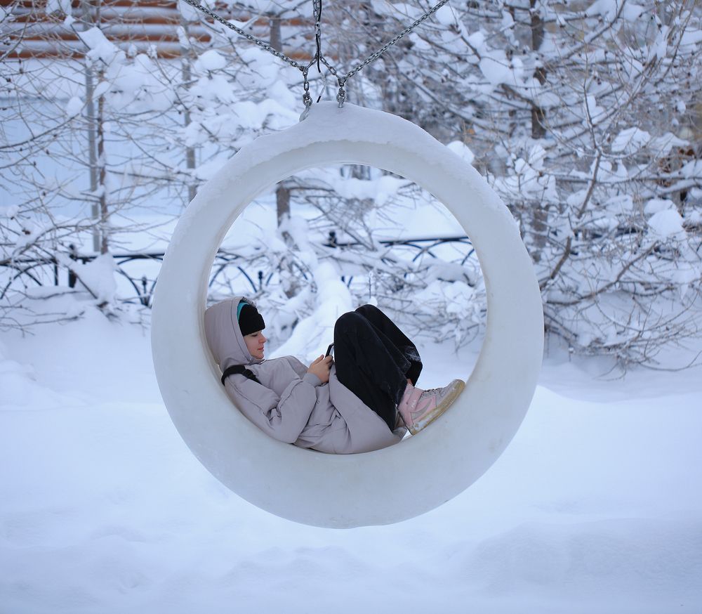 Погода отличная. Загораю!