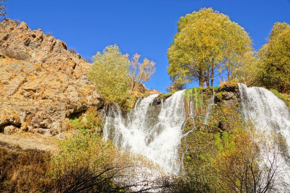 Шакинские водопады. Армения