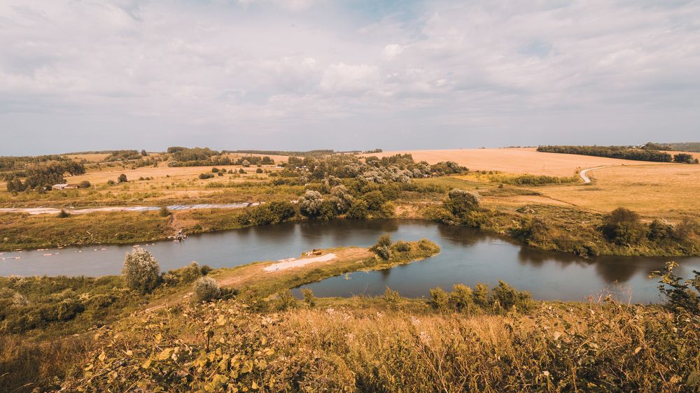 Вид на реку Упу с Соборной горы