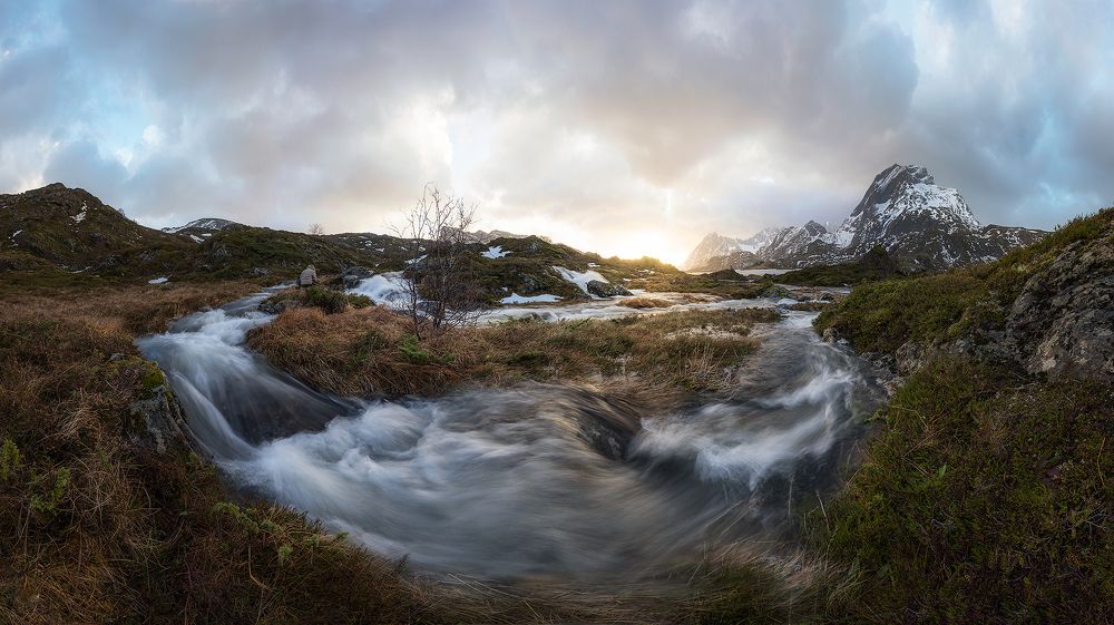 Photograph by XIAOLIANG JI