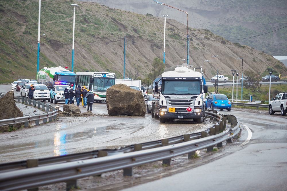 Tormenta y desprendimiento de roca