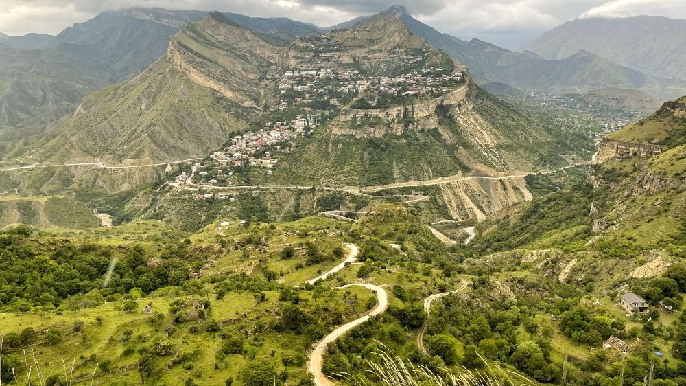 Горный серпантин