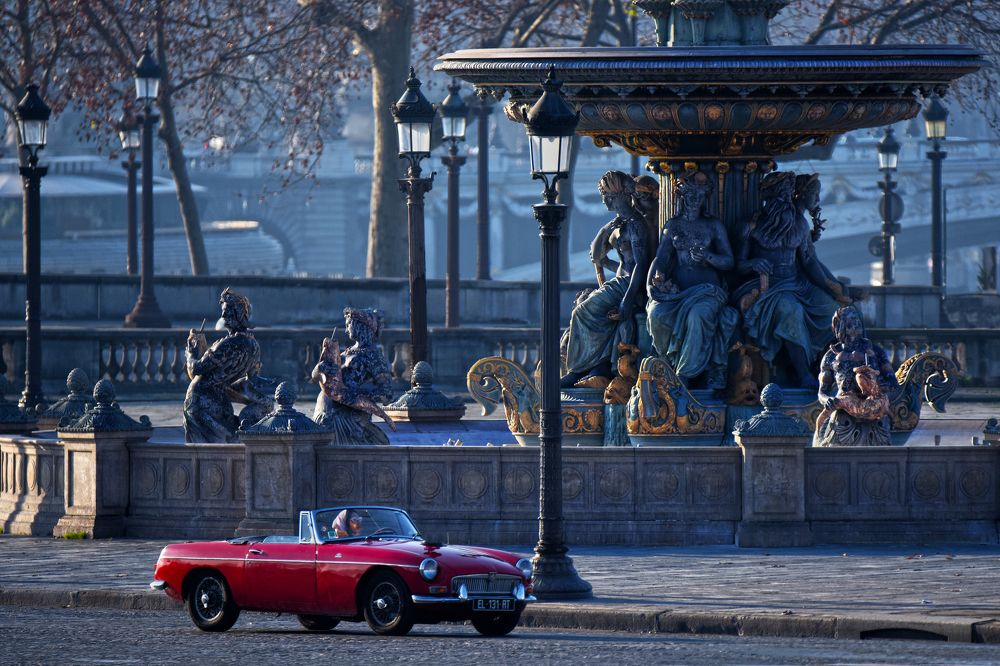 Photograph by SI SABER LOTFI