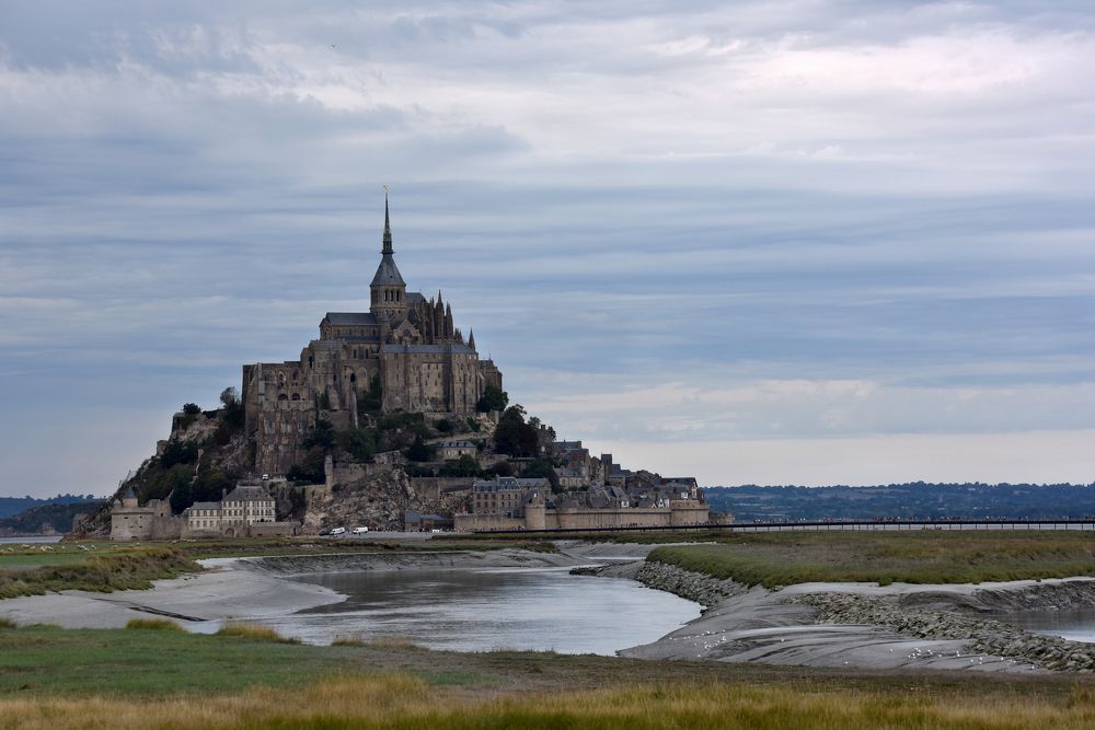 Photograph by SI SABER LOTFI