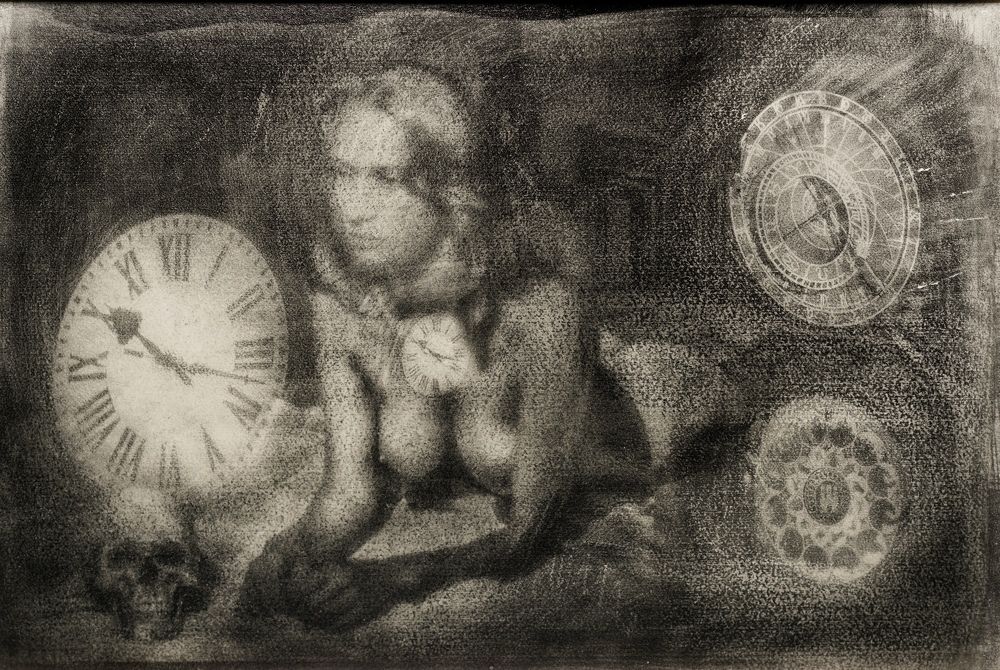 Sphinx waiting for the other times