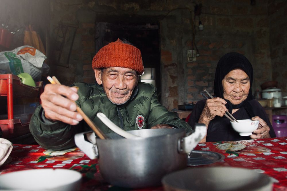 Bữa cơm nơi vùng quê