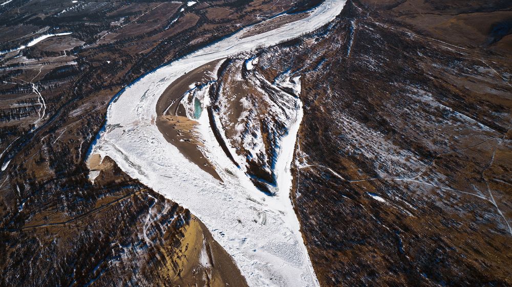 Photograph by Aleksey Maevskiy