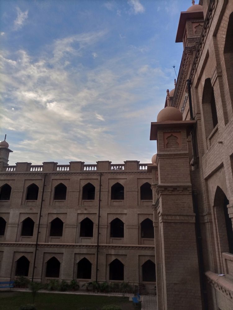 Islamia college Peshawar