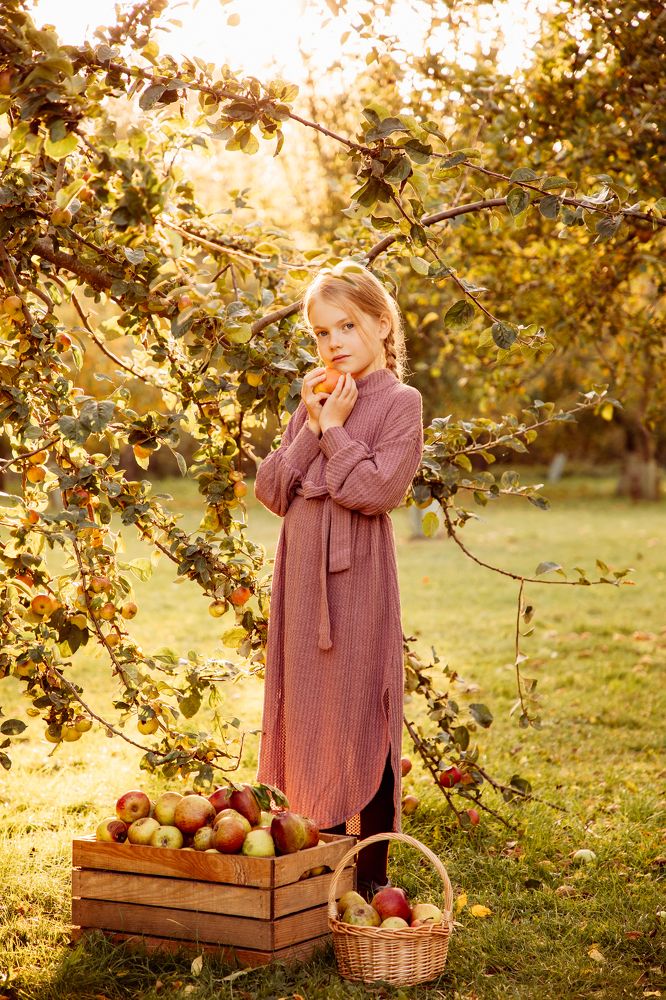 Photograph by Elena Aleksane