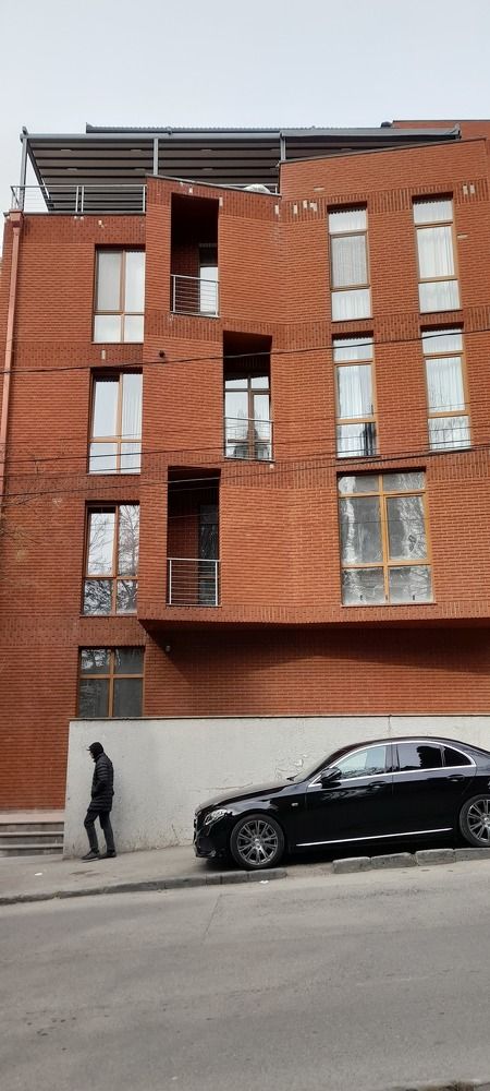 Фотография автора Revaz Topuria