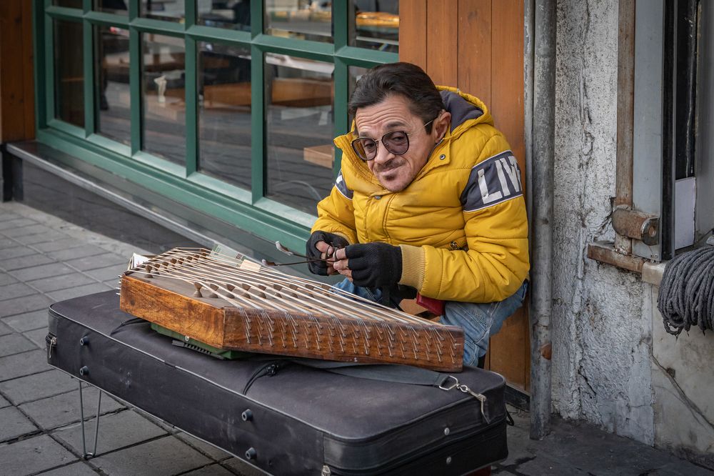 Уличный музыкант