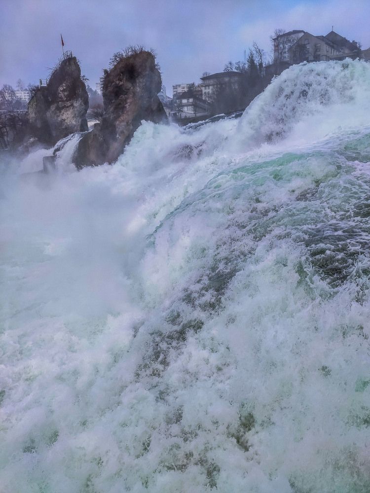 Рейнский водопад.