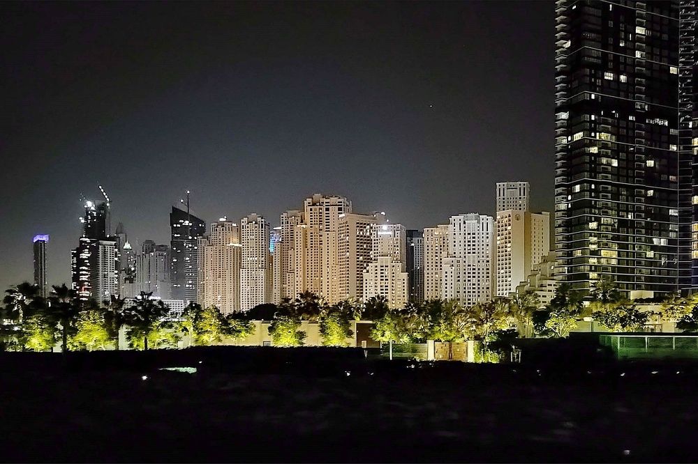 Дубай  ночью