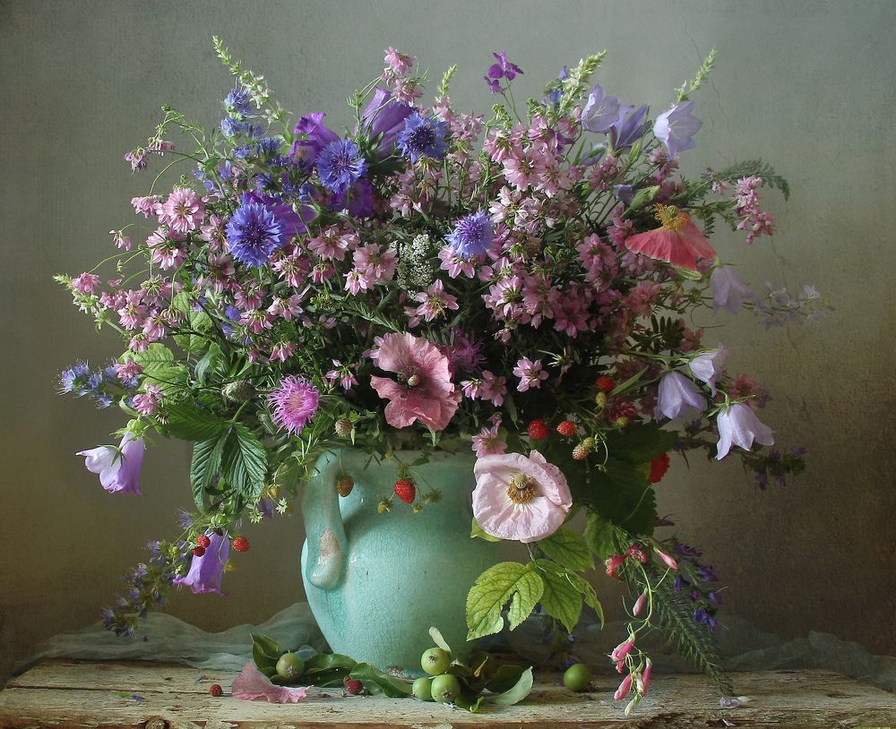 Собрала  я лето в ситцевый букет