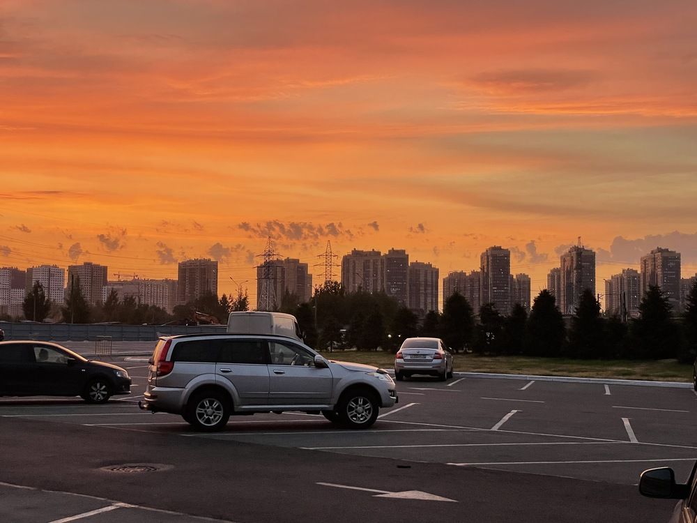 Закат в большом городе