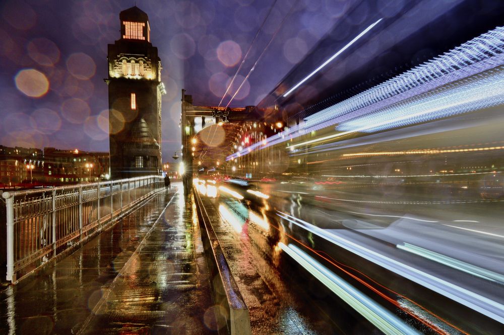 Ночной город в движении