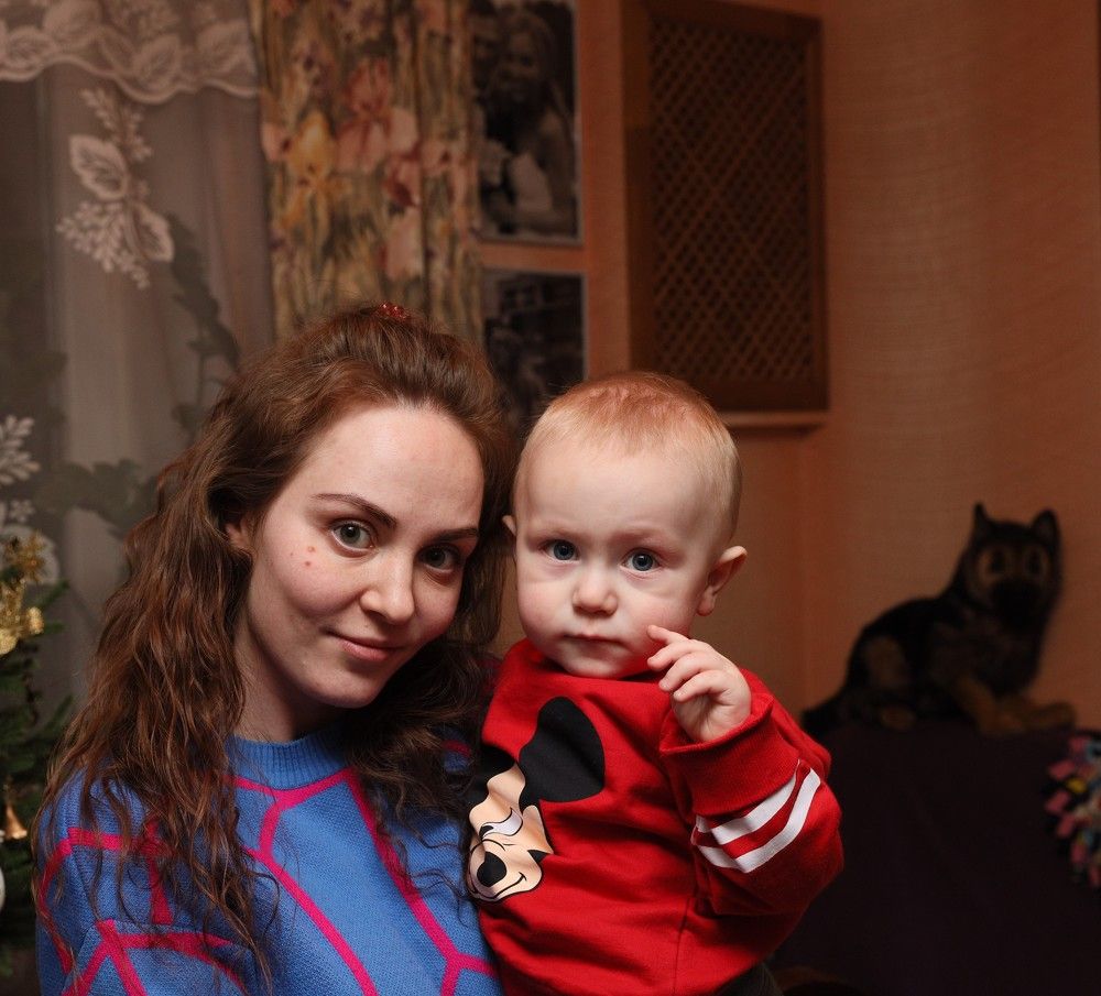 Сашка и его девушки.